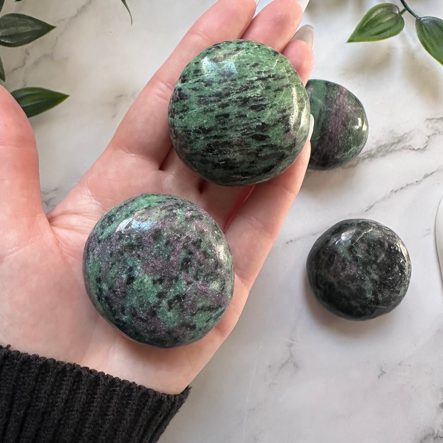 Palmstone Rubino in Zoisite