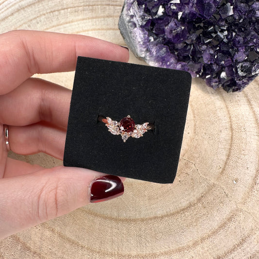 Anello Oro Rosa in Granato